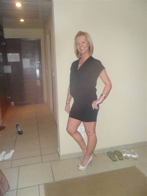 Beaut853acc 48 From Derby Is A Local Granny Looking For Casual Sex