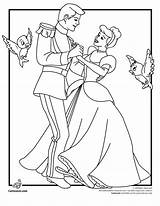 Coloring Cinderella Pages Prince Disney Kids Printable Princess Color Wedding Charming Cartoon Bride Groom Disegni Colouring Jr Malvorlagen Drawings Clipart sketch template