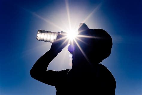 preventing heat stroke at work link services