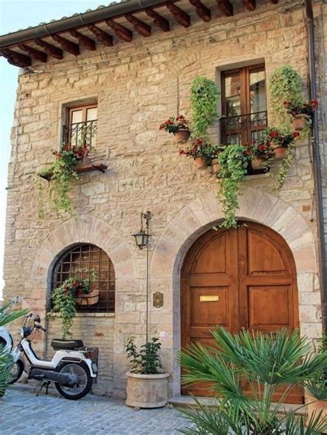 mediterranean house exterior mediterraneanhomes italian homes exterior tuscan house