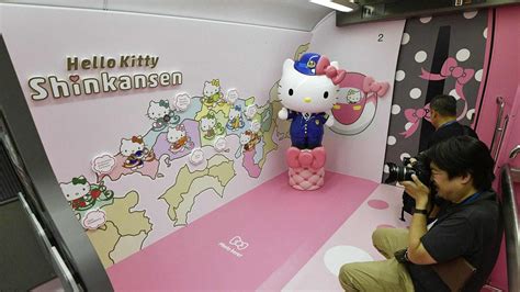 hello kitty shinkansen adorable bullet train unveiled in japan cgtn
