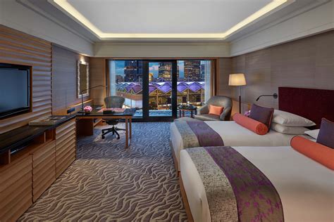 luxury  star hotel marina bay mandarin oriental singapore
