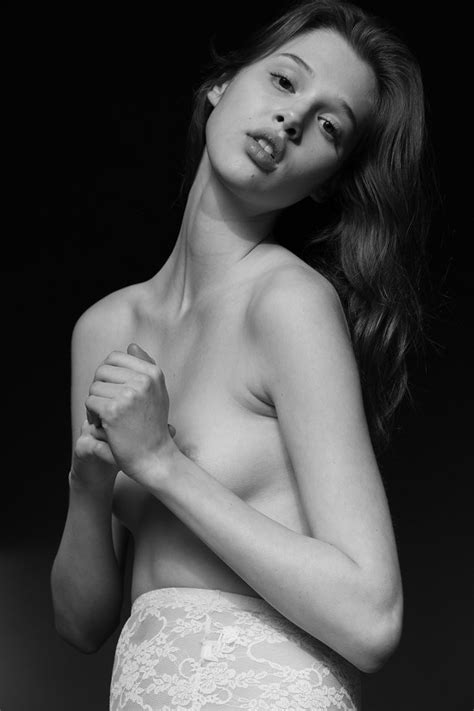naked anais pouliot added 07 19 2016 by bot