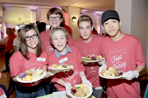 Madisyn Shipman Nickelodeon Presents The Salvation Army Feast Of