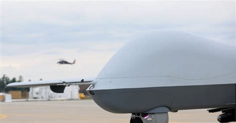 obama transformed   military concept    drone americans wired