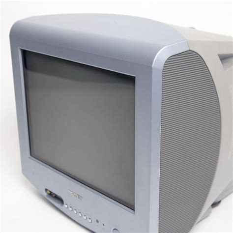 fully working sony trinitron colour tv london prop hire