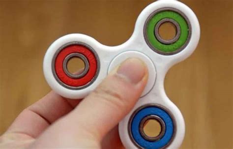 Man Claims He Discovered His Wife S Fidget Spinner In Underwear