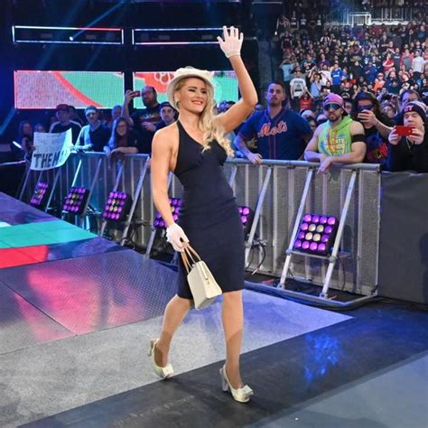 Sassy Southern Belle Lacey Evans Sashays Her Way Into Wwe Women’s Title