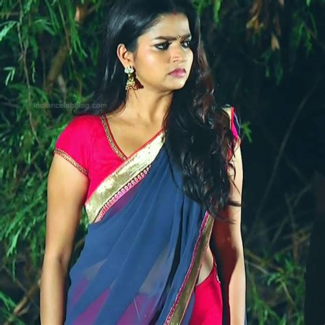 Nithya Ram Kannada And Tamil Serial Actress Hot Saree Caps