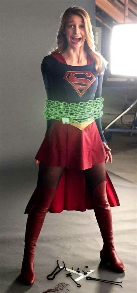 anybody can help supergirl she is born to play supergirl melissa benoist superhero dc comic