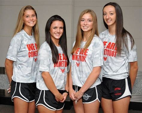 Connetquot Girls Volleyball Team Ready For Challenge Newsday