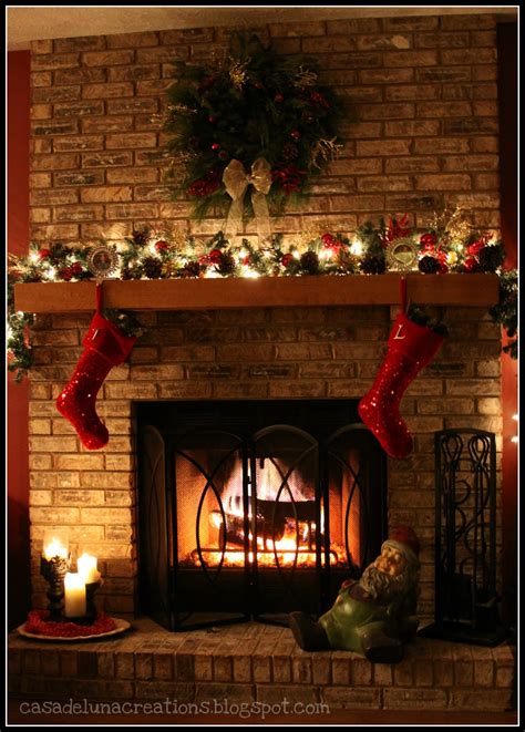 casa de luna creations christmas mantel