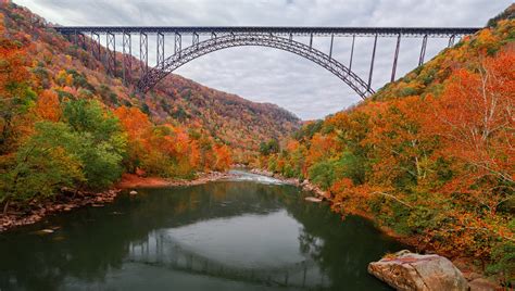 top  places  visit  west virginia  fall