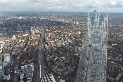 drone pilot breaks  rule  book  incredible video footage  london london evening