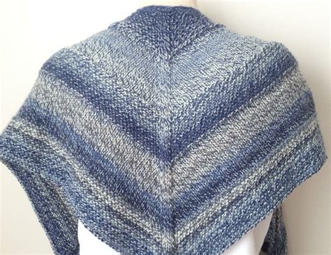 knitting pattern weekender shawl