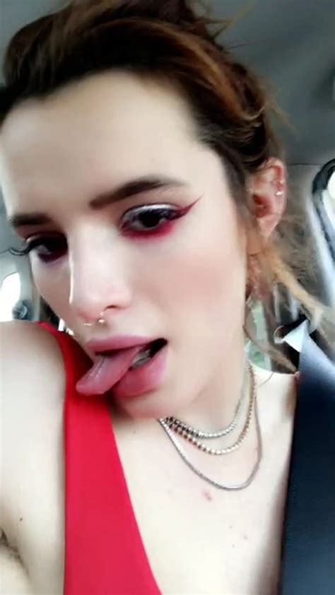 ugly lesbian bella thorne completely naked and topless pics scandal planet