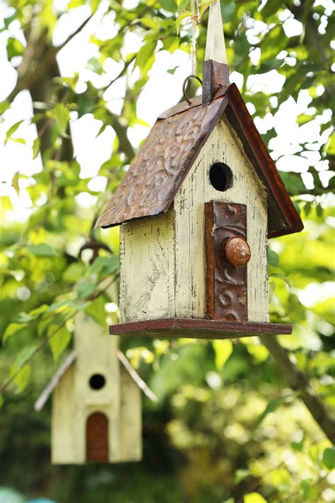 glitzhome  rustic garden distressed wooden decorative birdhouse hand painted birdhouses