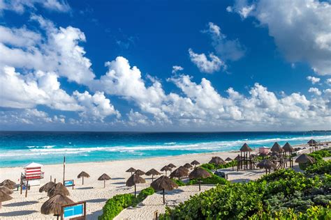beautiful beaches  cancun