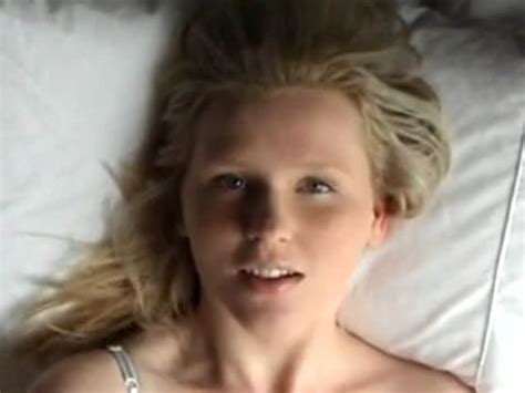 Naked Blonde Girl Orgasism Face Sex Photo