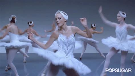 Taylor Swift In Shake It Off Music Video Halloween