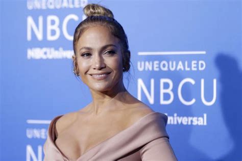 Jennifer Lopez Vogues In Sexy ‘ni Tú Ni Yo’ Music Video