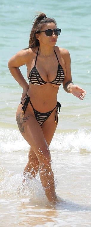 ex on the beach s kayleigh morris shows off her stunning frame in a