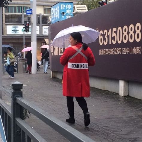 chinese street photographer shoots people who have no idea what they re wearing 43 pics demilked