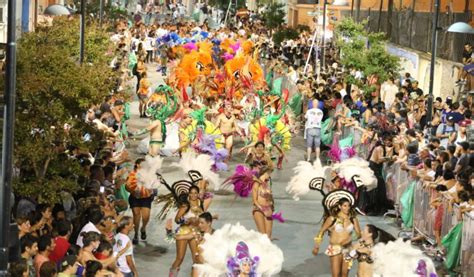 primer noche de el carnaval de la region municipalidad de ensenada