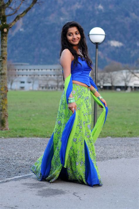 Indian Cine Masla Tamil Actress Meera Jasmine Latest Sexy Pic