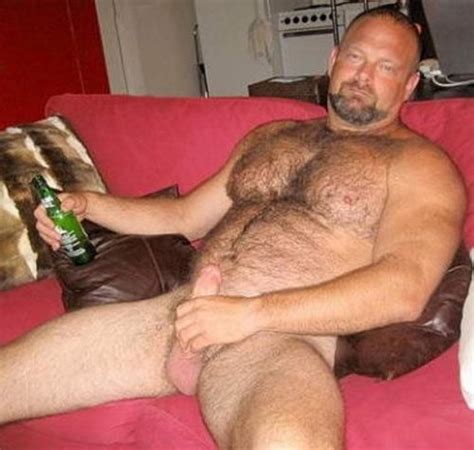 hairy daddy nude