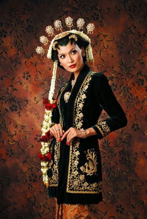 Related Image Traditional Outfits Javanese Wedding Traditional Dresses