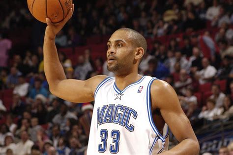 grant hill named finalist  basketball hall  fame orlando pinstriped post
