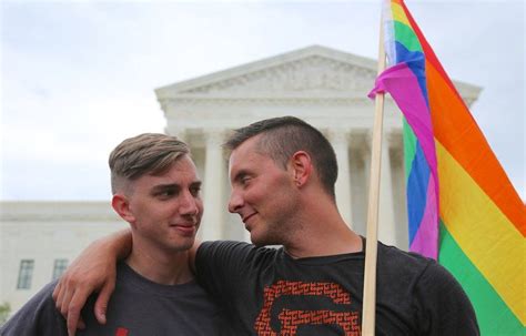 us supreme court rules gay marriage is legal nationwide