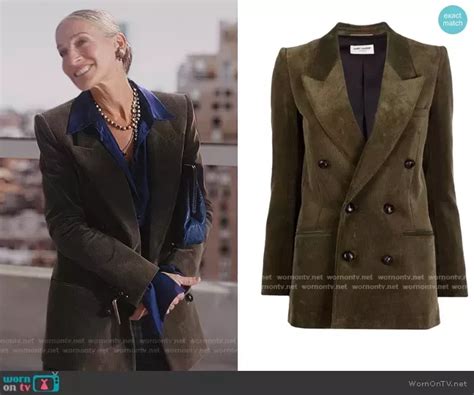 carrie s green corduroy blazer on and just like that tv clothes