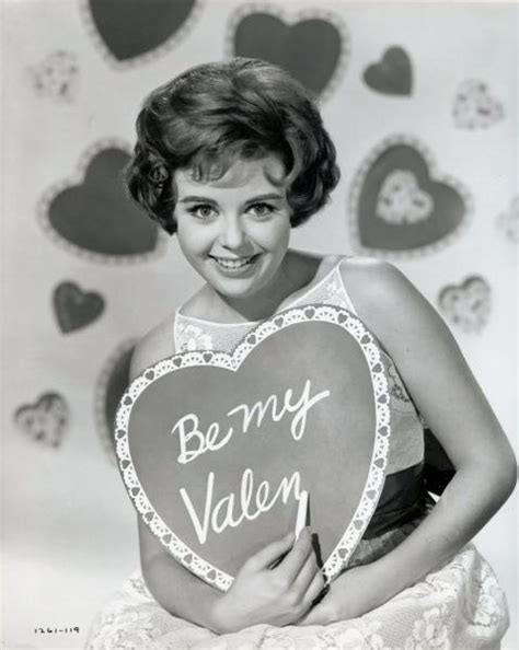 Deborah Walley 20 Vintage Valentine S Day Pinups Purple Clover