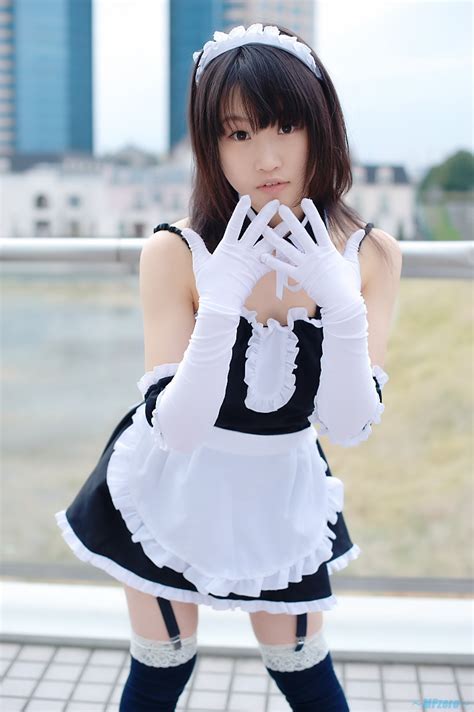maid cosplay 01