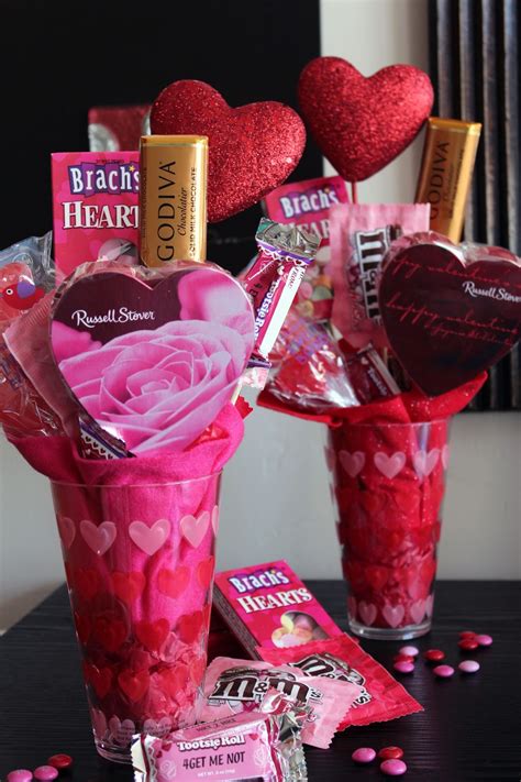 worth pinning valentines candy bouquet