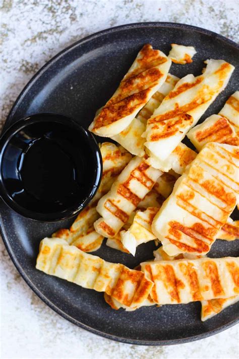 grilled halloumi  cyprus  foreign fork