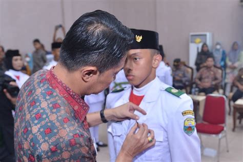 Pj Bupati Muarojambi Kukuhkan Paskibra Muarojambi