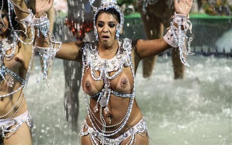 carnaval de rio topless latinas sexy pics
