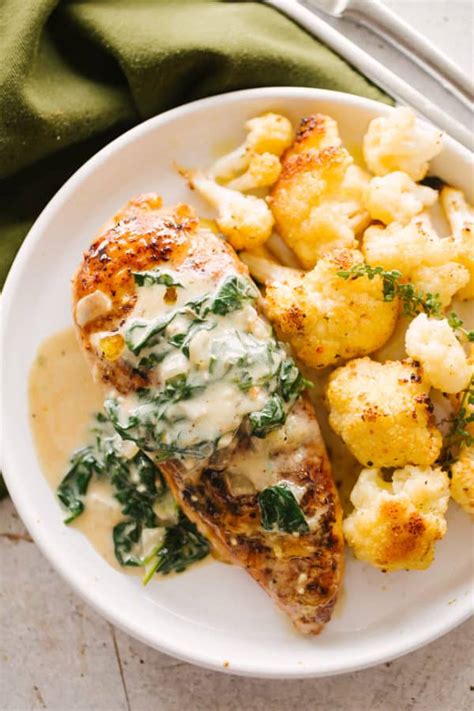 easy chicken breasts recipe with creamed spinach sauce dinner ideas