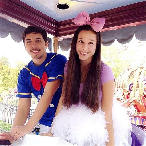 Donald And Daisy 50 Adorable Disney Couples Costumes