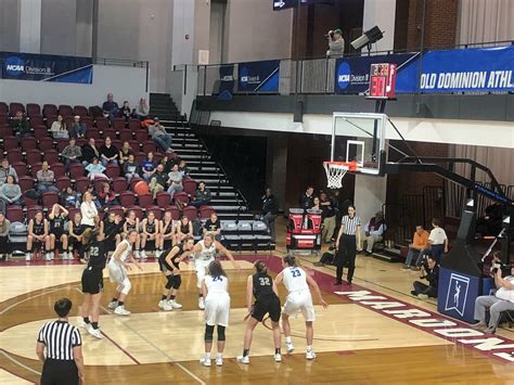 polar bears fall in ncaa championship for second year in a row the bowdoin orient