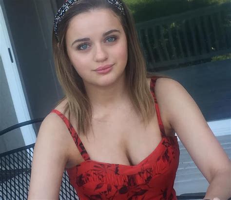 joey king bra size height and weight