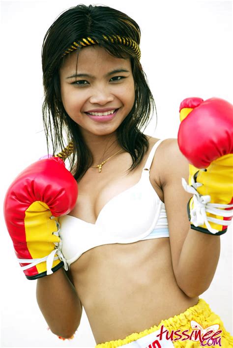 bangkok teen tussinee in a sexy muay thai boxing outfit pichunter