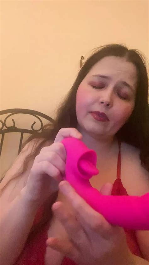 Sex Toy Review And Demonstration Clitoral Licking G Spot Vibrator
