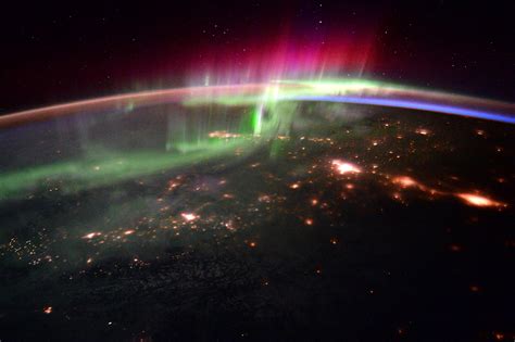 15 amazing photos from astronaut scott kelly s year in space