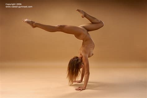 naked gymnast xenia mostikova 3