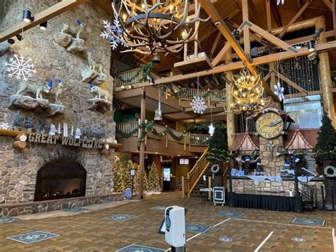 experiencing great wolf lodge in kansas city wichita by e b