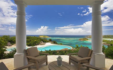 terrace columns resort vacation interior design tropical ocean sea